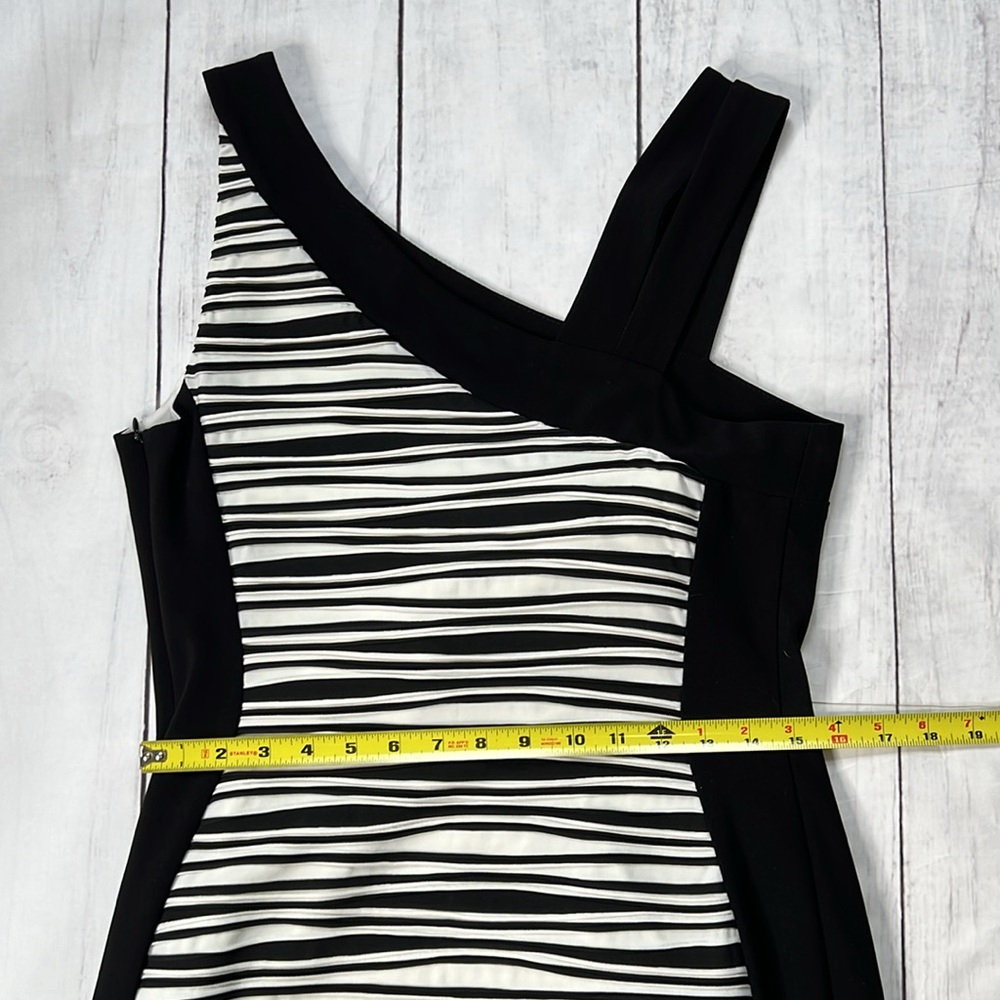 Joseph Ribkoff Womens Black/White Striped Bodycon Lined Dress - SZ: 12 - Picture 4 of 7